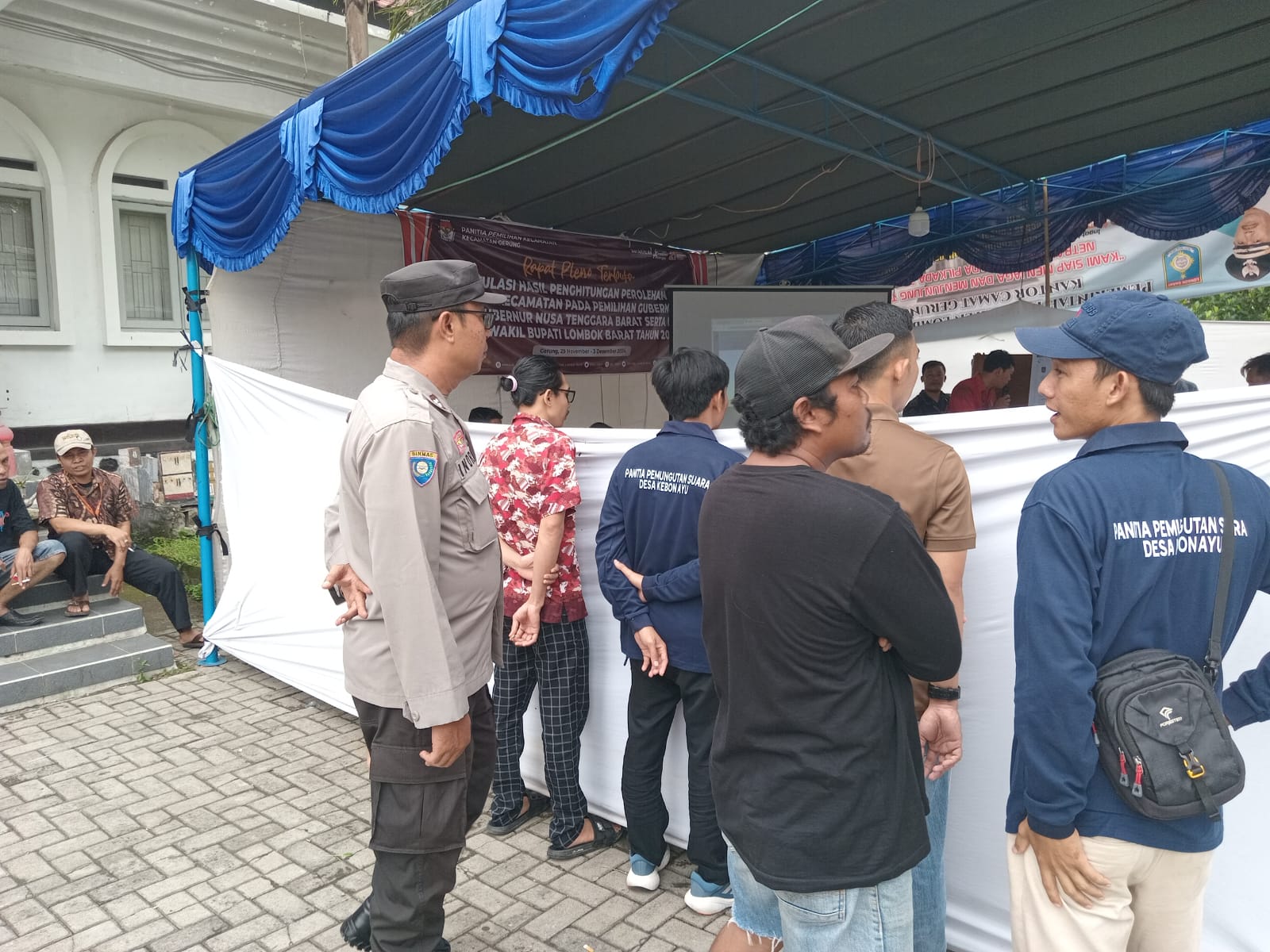 Cooling System Pilkada, Polres Lombok Barat Sosialisasikan Pentingnya Kamtibmas di Gerung