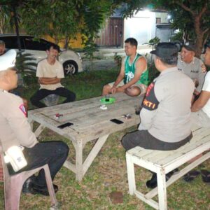 Patroli Rutin Polsek Kediri Ciptakan Keamanan di Desa Rumak, Lombok Barat