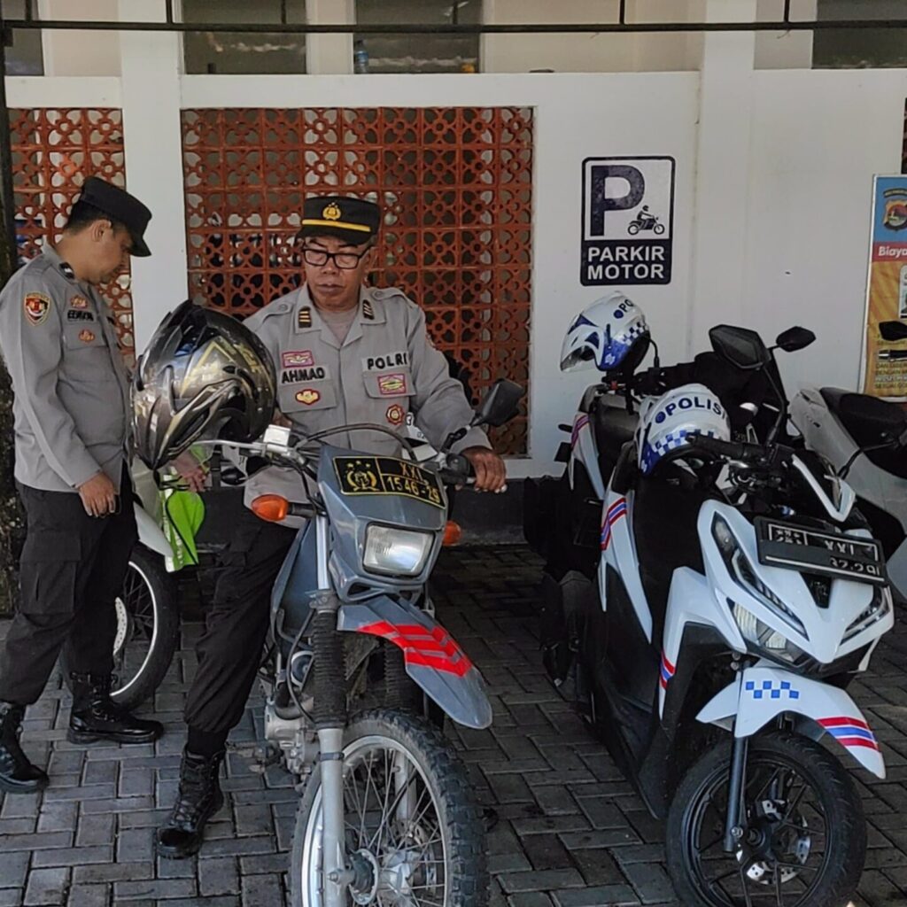 Polres Lombok Barat Cek Kendaraan Dinas Dukung Pengamanan Pilkada 2024