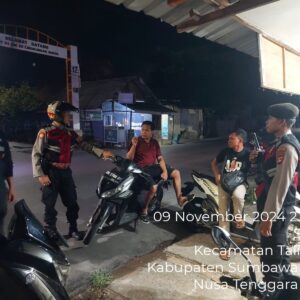 Malam Minggu Sat Samapta Polres Sumbawa Barat Gelar Patroli Dialogis