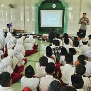 Kapolsek Sekongkang Gelar Workshop di Ponpes Al-Furqon dan Ponpes SMP IT Harapan Bunda