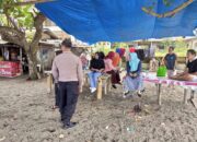 Polres Lombok Barat Giat di Pantai Melasa: Sentuhan Humanis Jaga Kamtibmas