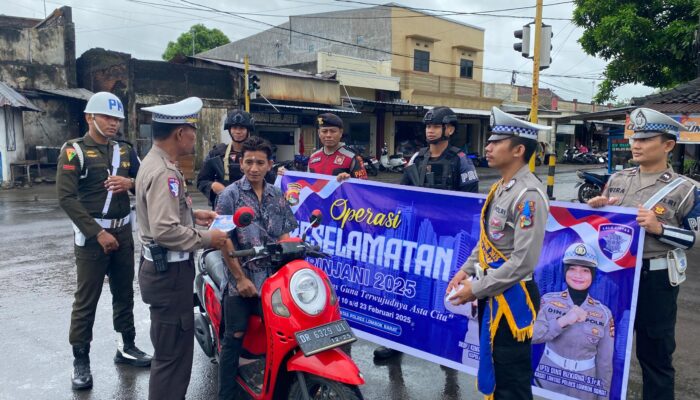 Tertib Lalu Lintas, Aman di Jalan: Operasi Keselamatan Rinjani 2025 di Lombok Barat