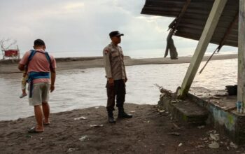 Antisipasi Bencana, Polsek Batulayar Sambangi Warga Pesisir Meninting