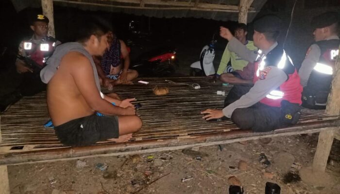 Polsek Sekotong Gencarkan Patroli Dialogis Bersama Tokoh Demi Keamanan Warga