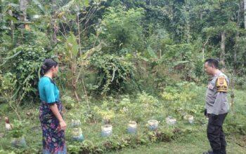 Polsek Batulayar Gencarkan Program Ketahanan Pangan Melalui Silaturahmi Bhabinkamtibmas