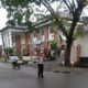 Sat Lantas Polres Bima Kota Laksanakan Kegiatan Rawan Pagi, Bantu Anak Sekolah Menyeberang Jalan