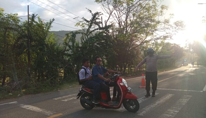 Polsek Maluk Gelar Kegiatan Rawan Pagi, Ciptakan Kamtibmas di Lingkungan Sekolah