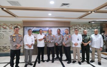 BULOG DAN POLRI SINERGI DUKUNG KETAHANAN PANGAN DAN KESEJAHTERAAN PETANI JAGUNG