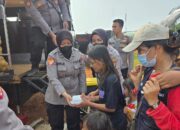 Polda Metro Beri Trauma Healing ke Korban Kebakaran di Penjaringan
