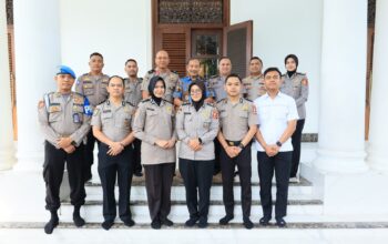 Dalam Rangka HUT Bhayangkara ke-79, Tim Mabes Polri Lakukan Anjangsana ke Mantan Kapolri Jenderal (Purn) Drs. Badrodin Haiti