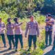 Polres Lombok Barat Dampingi Polda NTB Cek Lahan Jagung di Kedaro Sekotong