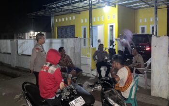Menjamin Keamanan dan Ketertiban Masyarakat Polsek Madapangga Rutin Laksanakan Patroli Malan Hari