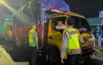 Polsek Kawasan Pelabuhan Laut Poto Tano Gencarkan KRYD, Wujudkan Pelabuhan Aman dan Bebas Gangguan Kamtibmas