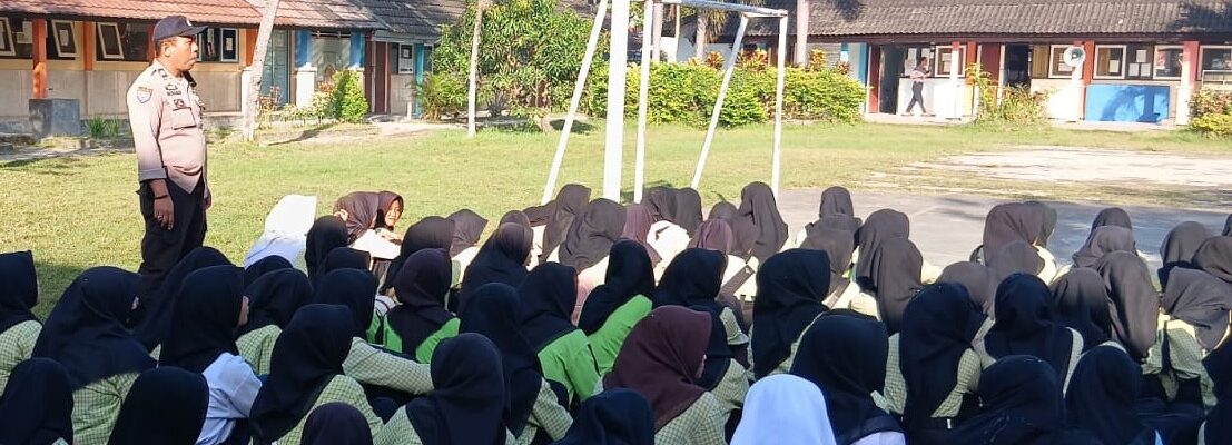 Polsek Kediri Edukasi Pelajar SMPN 2 Labuapi Cegah Tawuran Remaja