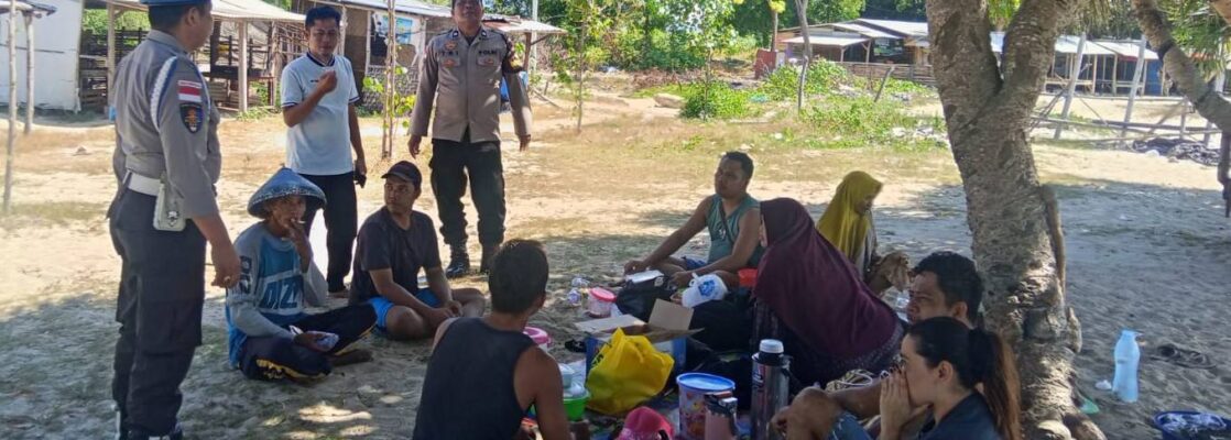 Polsek Sekotong Perketat Patroli Wisata Pantai Elak-Elak demi Keamanan Wisatawan