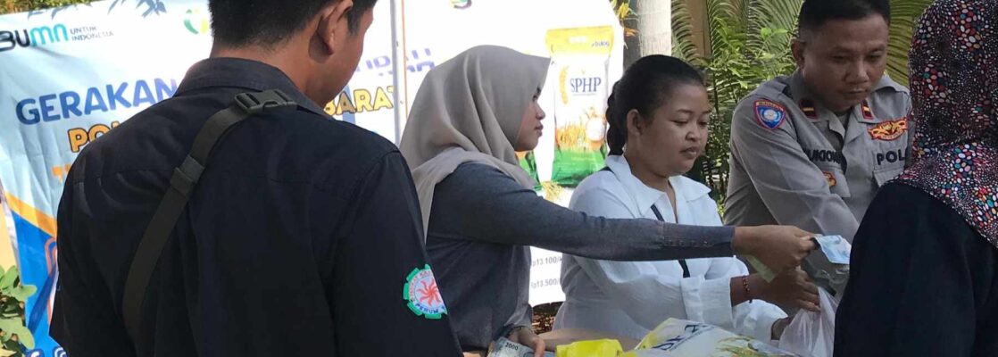 Bulog NTB dan Polres Lombok Barat Pastikan Ketersediaan Pangan Murah di Kediri
