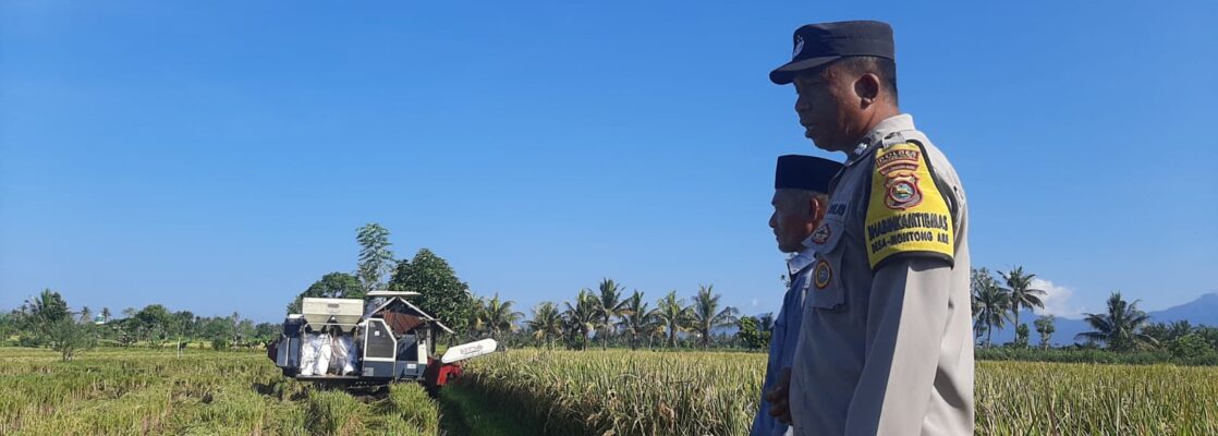 Kunjungan Bhabinkamtibmas Kuripan: Ajak Petani Wujudkan Ketahanan Pangan