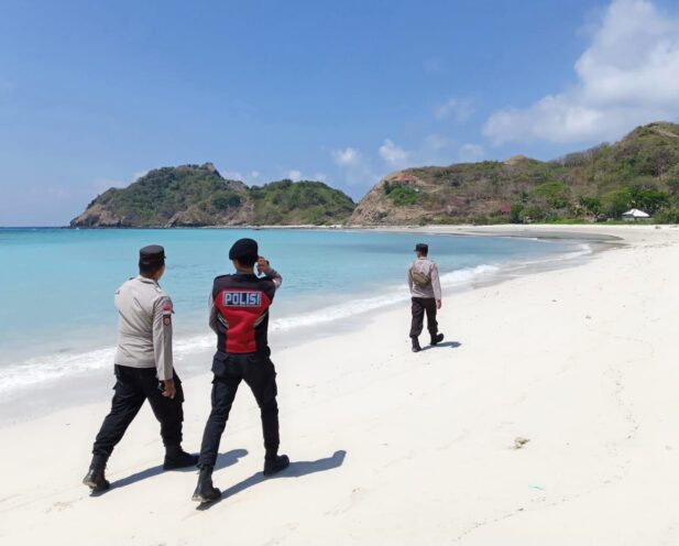 Jaga Keamanan Pulau Terluar, Polsek Sekotong Gelar Patroli dan Sambang Warga