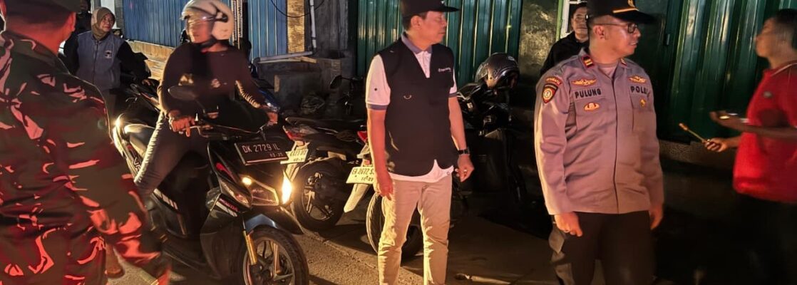 Patroli Gabungan Polsek Kediri, TNI, dan Forkopincam Jaga Kamtibmas Lombok Barat