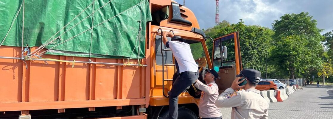 Polsek Kawasan Pelabuhan Lembar Jaga Kelancaran Arus Logistik dari Surabaya