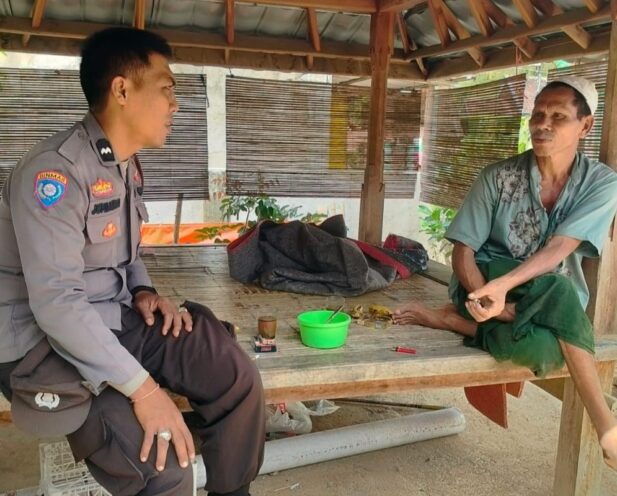 Polsek Lembar Dorong Partisipasi Warga Eyat Mayang dalam Program Pangan Nasional
