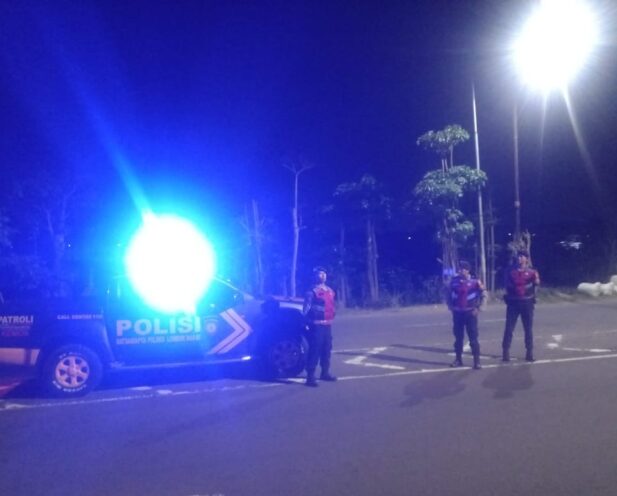 Tingkatkan Keamanan, Polres Lombok Barat Intensifkan Patroli Blue Light di Jalur Bypass BIL II