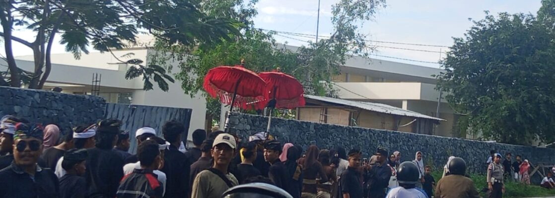 Lancar dan Aman, Nyongkolan Kuranji–Sekotong Dikawal Personel Polsek