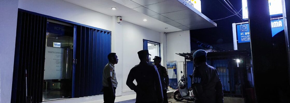 Cegah Kejahatan Jalanan, Polsek Gerung Gelar Patroli Malam di Lombok Barat