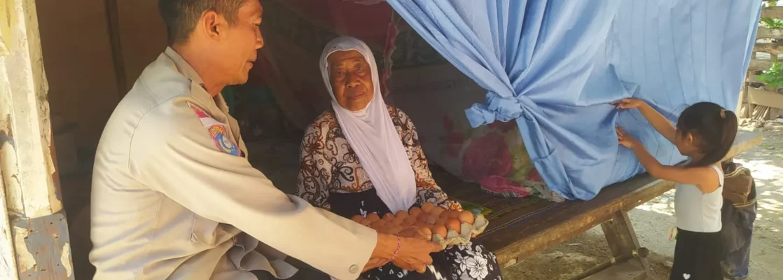 Tak Hanya Amankan Desa, Polisi Sekotong Juga Bantu Warga Lewat Nutrisi Mantap