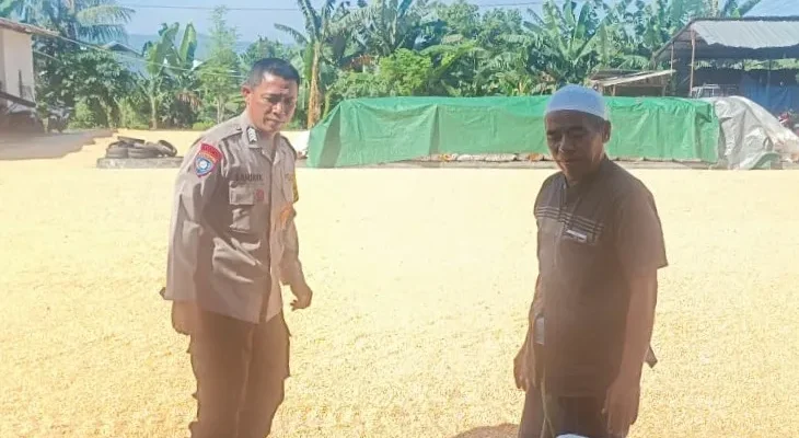 Sinergi Polisi dan Petani Jaga Pasokan Jagung di Lombok Barat