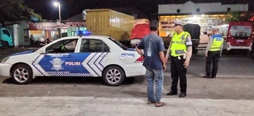 Malam Aman di Lombok Barat: Polisi Antisipasi Balap Liar dan Kejahatan Jalanan